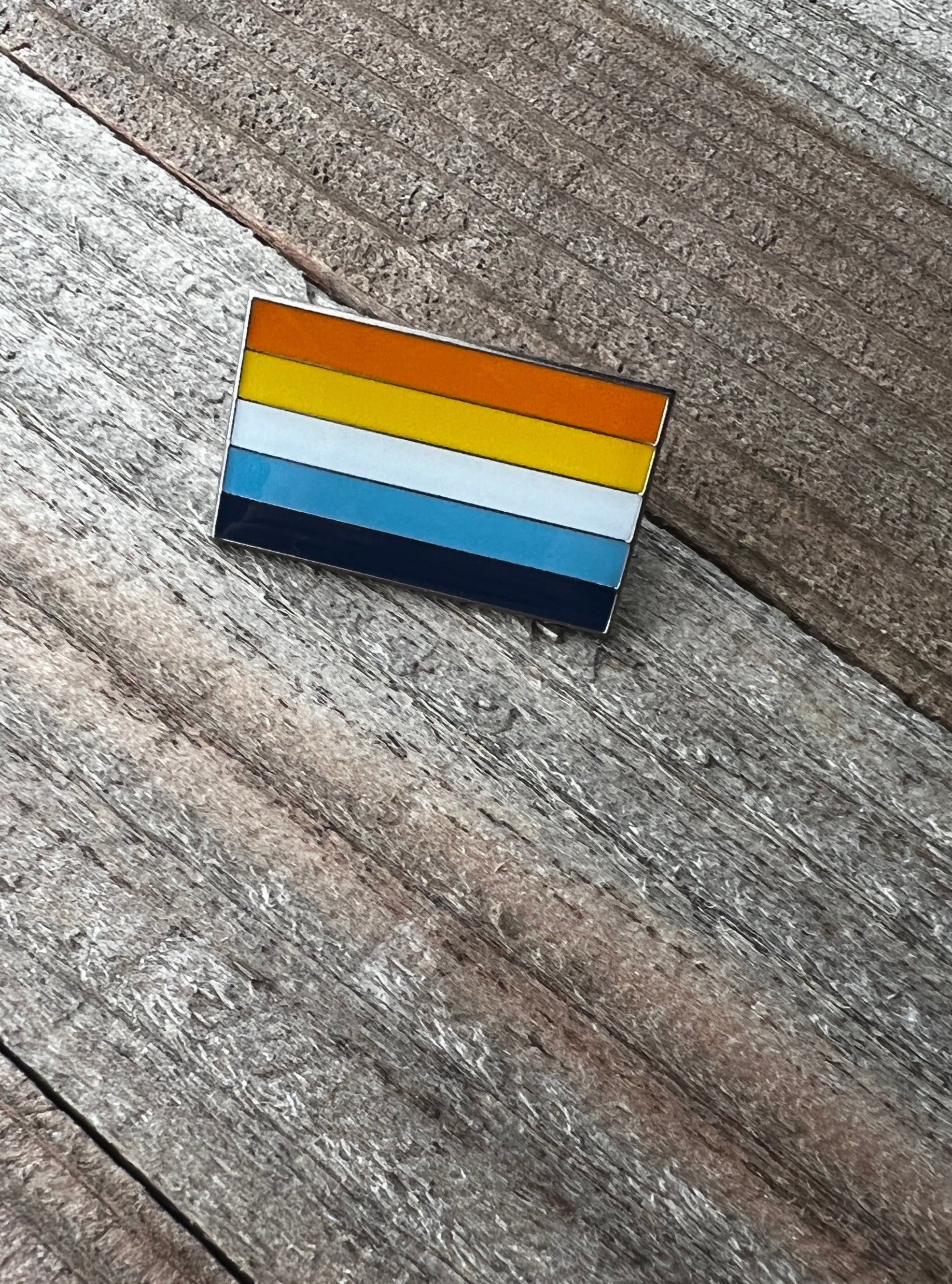 Aroace Flag Lapel Pin - 1